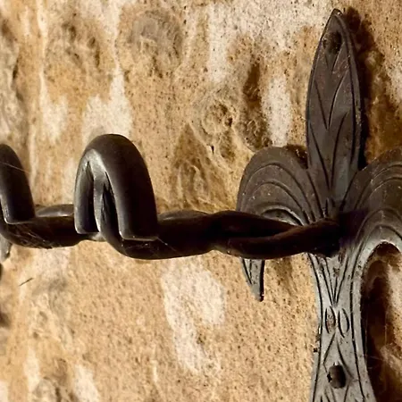 Maison De Caractere En Plein Coeur De La Dordogne *