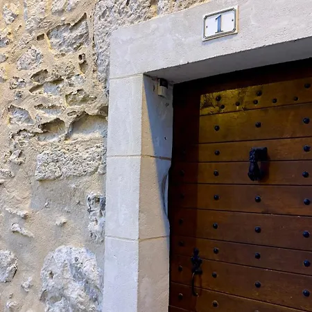 Maison De Caractere En Plein Coeur De La Dordogne